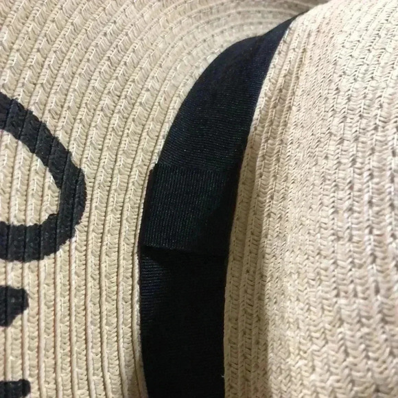 Floppy Straw Hat Natural color - Out of the Office painted on slogan, black band - Picture 2 of 6